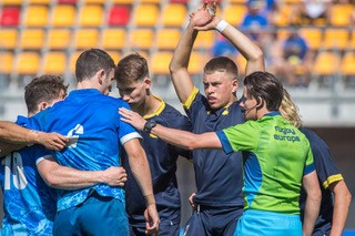naar Edwin van der Spek in actie voor Rugby Europe