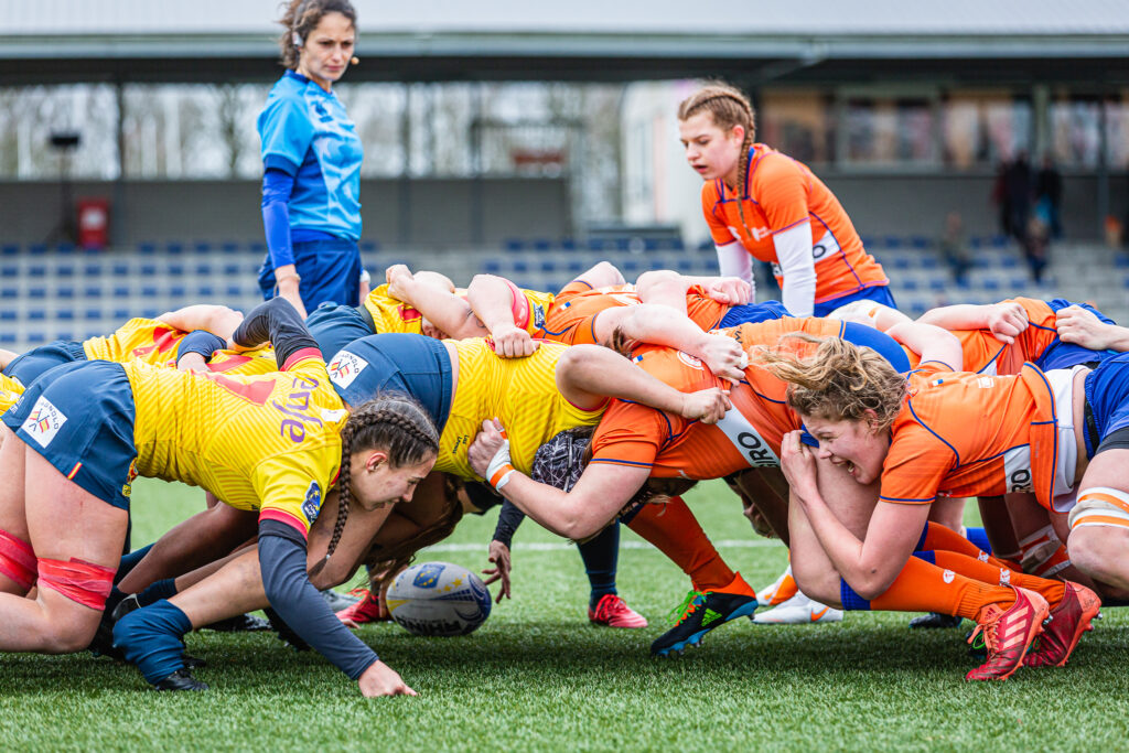 naar Oranjedames nemen het op tegen België