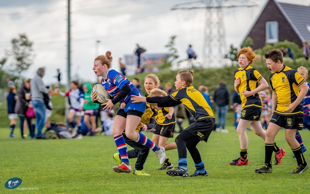 naar Girls Rugby Festivals voor Benjamins en Minis