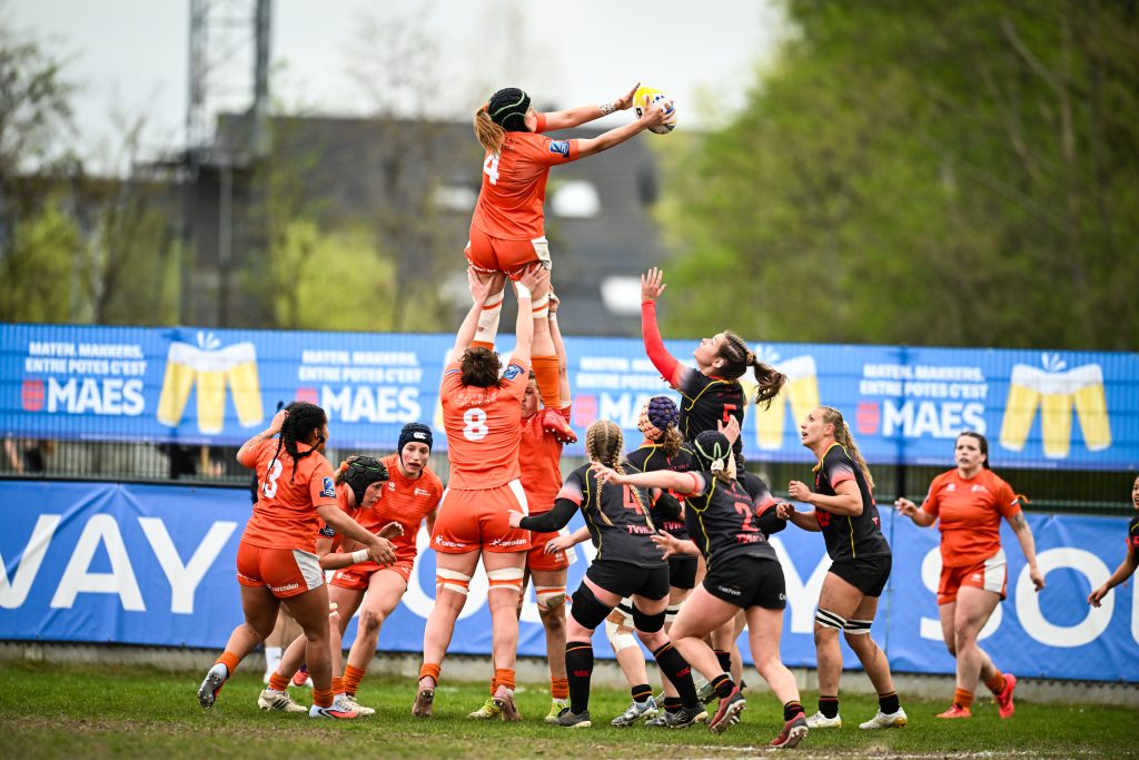 naar Oranje Dames XV klaar voor Spanje na overtuigende winst tegen België