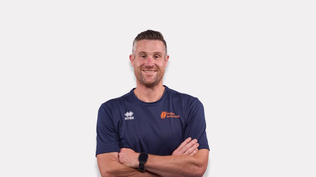 naar Gareth Gilbert neemt afscheid als bondscoach Oranje Dames XV en rugbyend Nederland